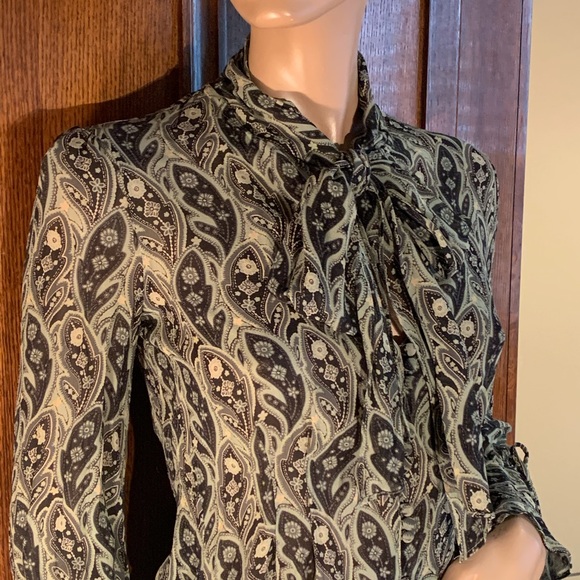 Banana Republic Paisley Blouse - Picture 2 of 8